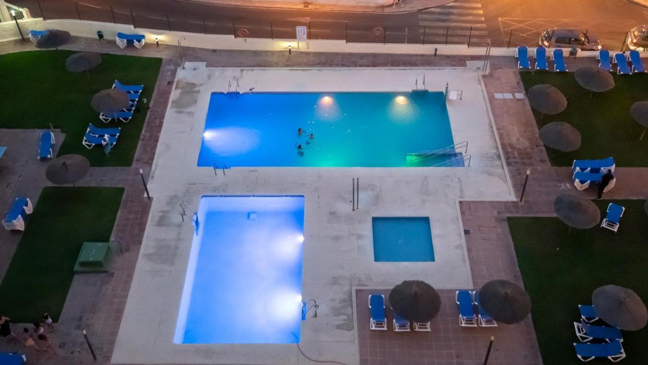 Aloha Apartamentos - Primera Linea De Playa - Vista Al Mar Бенальмадена Экстерьер фото