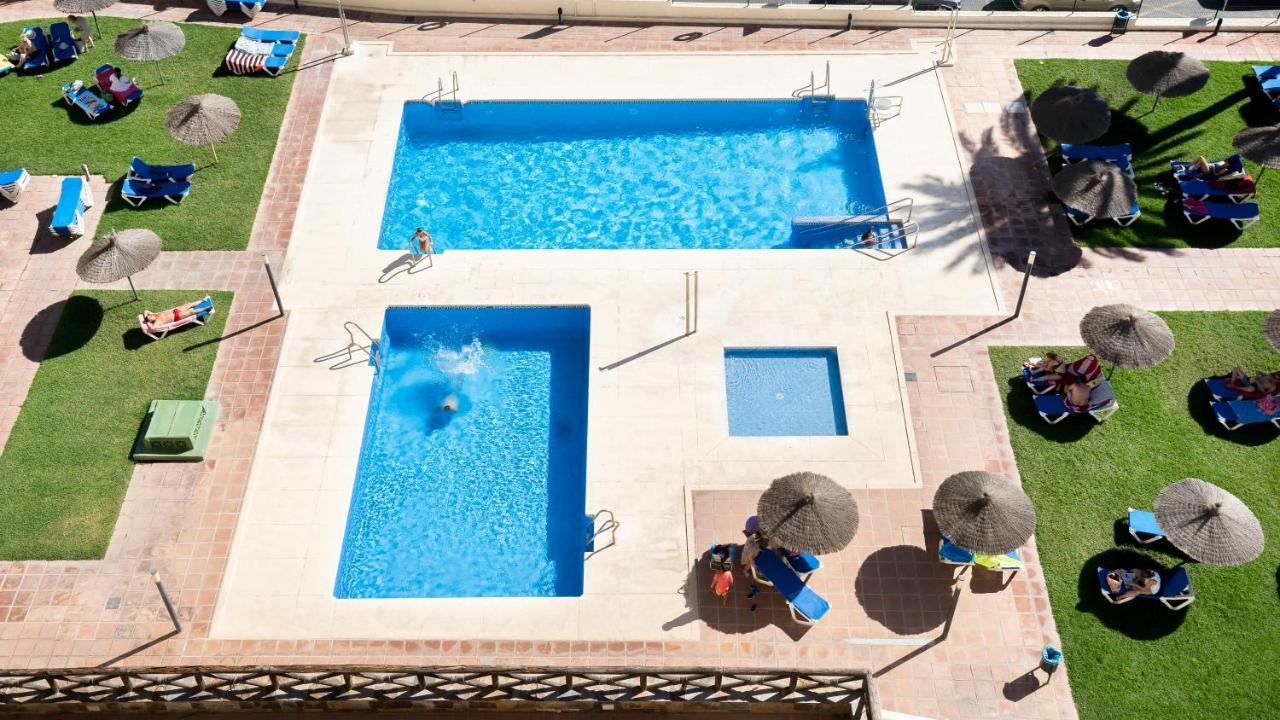 Aloha Apartamentos - Primera Linea De Playa - Vista Al Mar Бенальмадена Экстерьер фото