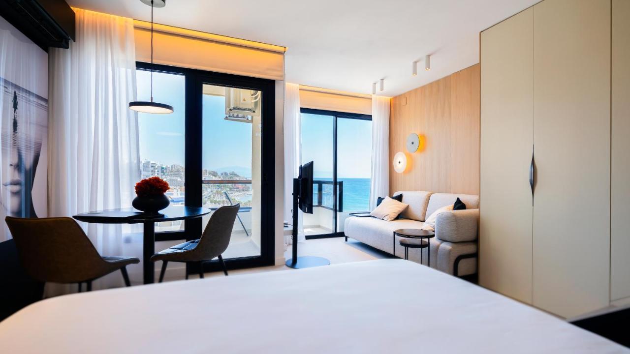 Aloha Apartamentos - Primera Linea De Playa - Vista Al Mar Бенальмадена Экстерьер фото