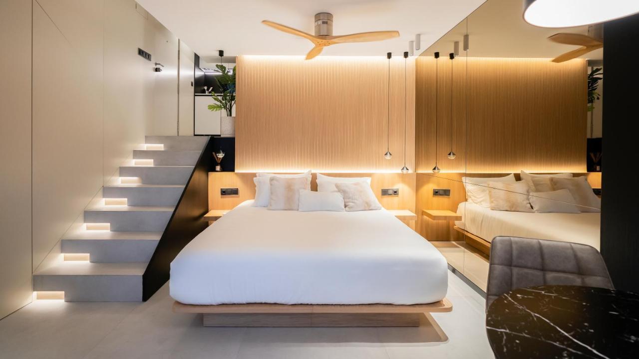 Aloha Apartamentos - Primera Linea De Playa - Vista Al Mar Бенальмадена Экстерьер фото